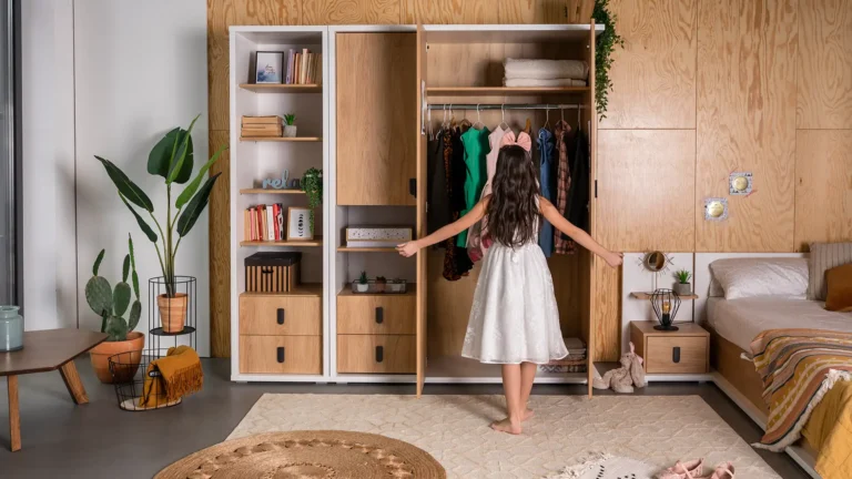 szafa do pokoju młodzieżowego Simi